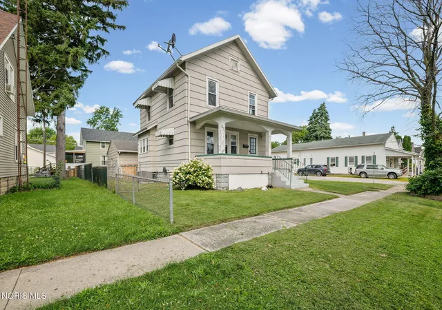 2nd image of 1030 Stilwell Ave, Fremont, OH 43420 | MLS# 10011456