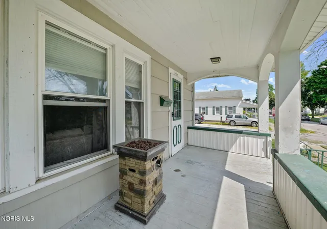 Photo 3 of Single family home for sale at 1030 Stilwell Ave, Fremont, OH 43420 | MLS# 10011456 | Listing updated on 2026-09-28