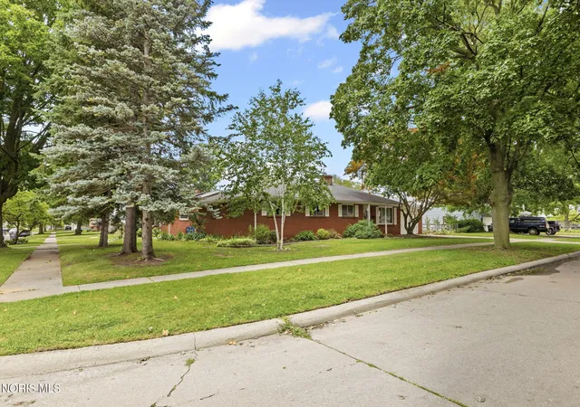 29th image of 3420 Mapleview Dr, Toledo, OH 43623 | MLS# 10011548