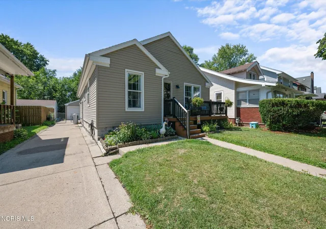 3rd image of 2305 Portsmouth Ave, Toledo, OH 43613 | MLS# 10011487