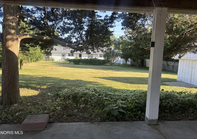 Photo 4 of Sale Pending at 218 Chestnut St, Swanton, OH 43558 | MLS# 10011502 | Listing updated on 2026-08-27