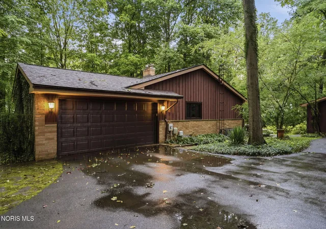 Photo 5 of Sale Pending at 16170 Beechwood Rd, Findlay, OH 45840 | MLS# 10011819 | Listing updated on 2026-08-26