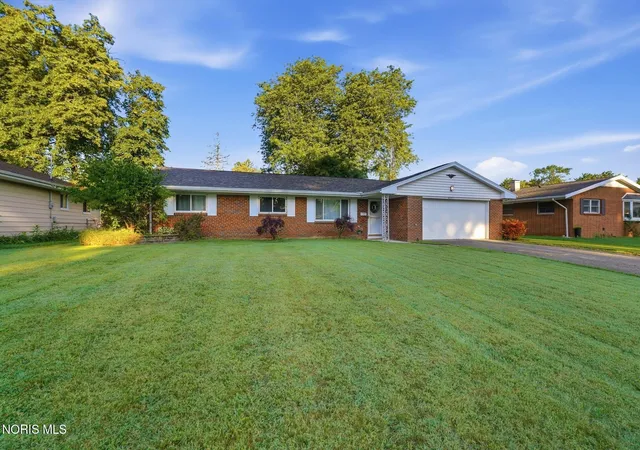 1st image of 6051 E Benalex Dr, Toledo, OH 43612 | MLS# 10011523