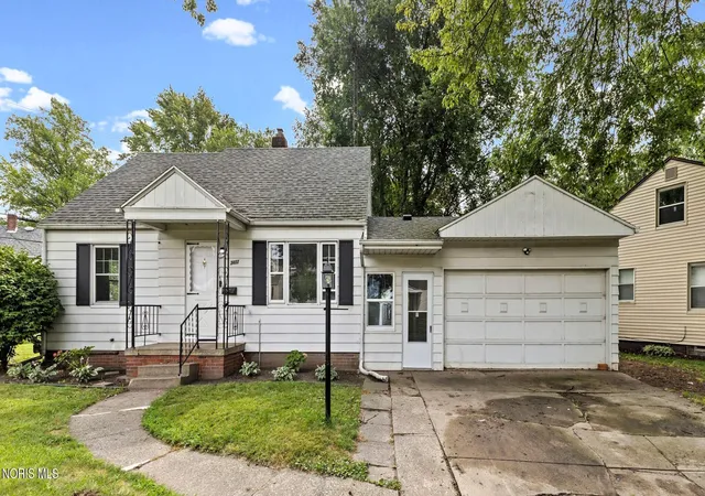 Photo 22 of Single family home for sale at 3402 Sherbrooke Rd, Toledo, OH 43606 | MLS# 10011529 | Listing updated on 2026-09-12