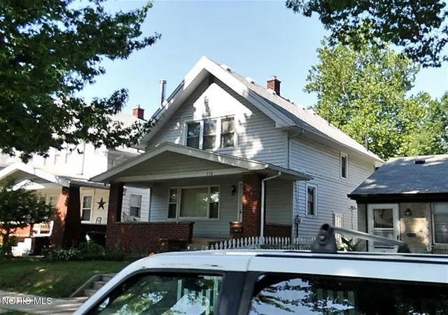 1st image of 738 Geneva Ave, Toledo, OH 43609 | MLS# 10011506