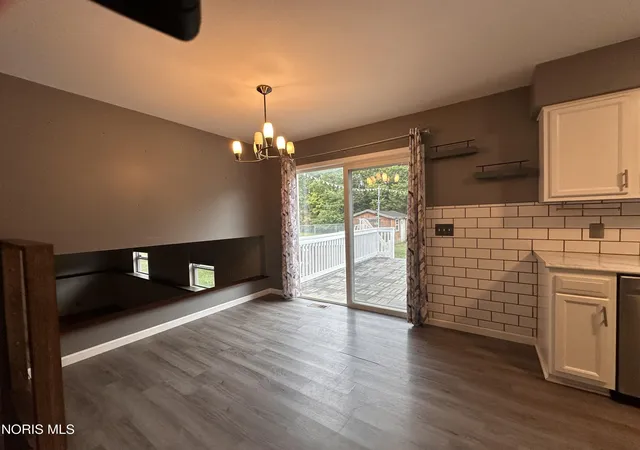 Photo 3 of Single family home for sale at 40 N Cedar Ct, Tiffin, OH 44883 | MLS# 10011619 | Listing updated on 2026-08-28
