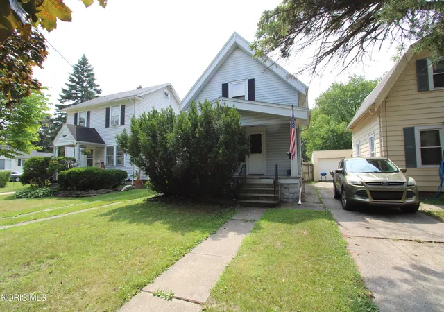 2nd image of 3605 Almeda Dr, Toledo, OH 43612 | MLS# 10011517