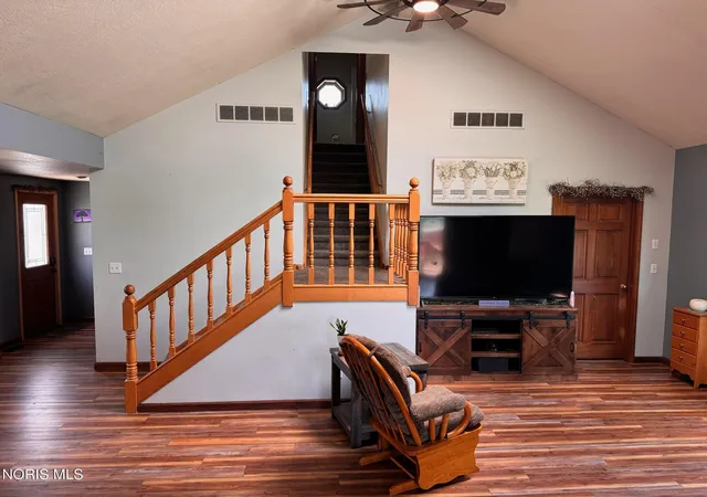 Photo 2 of Single family home for sale at 5196 County Rd J, Edon, OH 43518 | MLS# 10011535 | Listing updated on 2026-08-06
