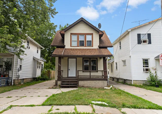 2nd image of 3901 Burton Ave, Toledo, OH 43612 | MLS# 10011560