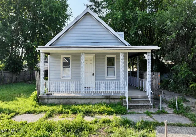 1st image of 1214 Yates St, Toledo, OH 43608 | MLS# 10011530