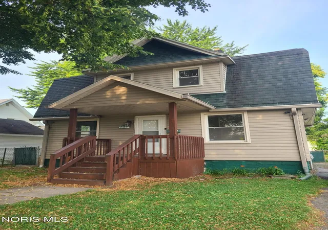 1st image of 4303 Walker Ave, Toledo, OH 43612 | MLS# 10011579