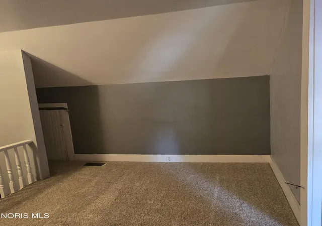 Photo 4 of Single family home for sale at 907 Holgate Ave, Defiance, OH 43512 | MLS# 10011542 | Listing updated on 2026-09-23