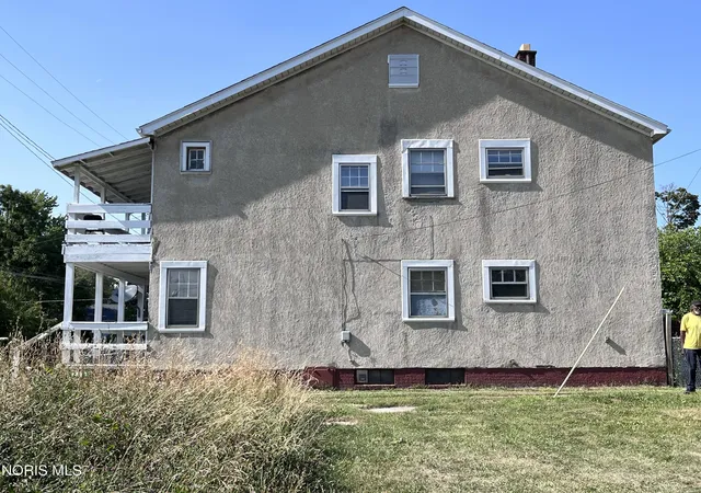 2nd image of 3146 Cambridge St, Toledo, OH 43610 | MLS# 10011577