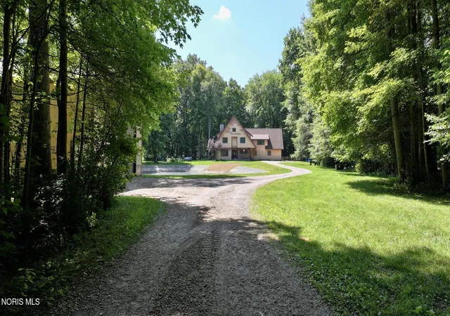 2nd image of 10239 W Bancroft St, Holland, OH 43528 | MLS# 10011701