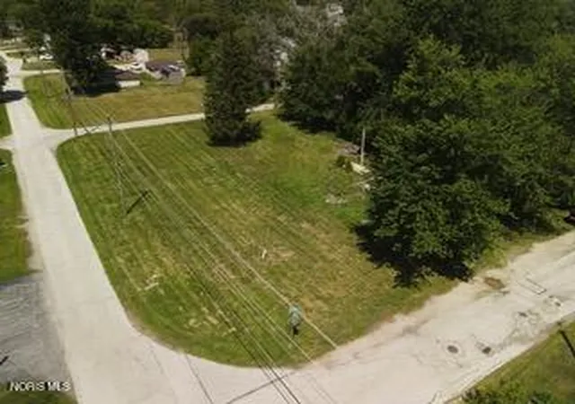 Photo 2 of Sale Pending at 102 Palmer St, Fostoria, OH 44830 | MLS# 10011670 | Listing updated on 2026-08-24