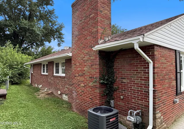 5th image of 2653 Luverne Ave, Oregon, OH 43616 | MLS# 10011623