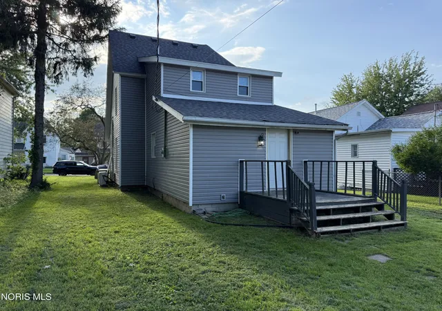 Photo 3 of Single family home for sale at 109 Main St, Defiance, OH 43512 | MLS# 10011624 | Listing updated on 2026-09-01