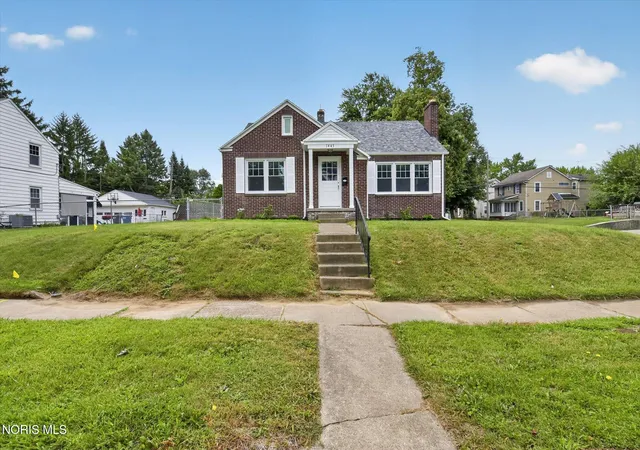 4th image of 1447 Craigwood Rd, Toledo, OH 43612 | MLS# 10012052