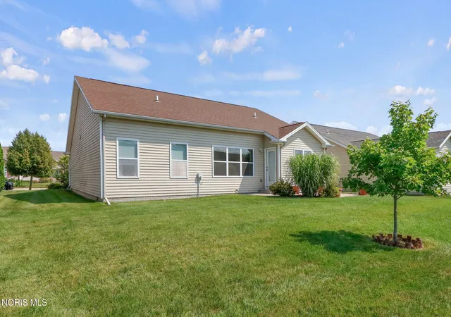 22nd image of 10919 S Lakes Dr, Perrysburg, OH 43551 | MLS# 10011639