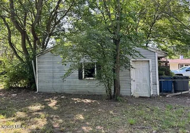 3rd image of 1628 Raynor Dr, Toledo, OH 43615 | MLS# 10011641