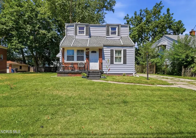 2nd image of 1934 Berdan Ave, Toledo, OH 43613 | MLS# 10011655