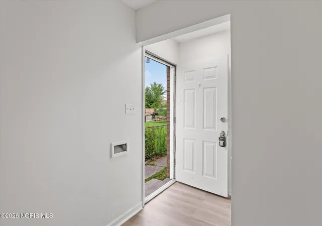 Photo 3 of House for sale at 1022 Liberty St, Toledo, OH 43605 | MLS# 10011645 | Listing updated on 2026-09-09