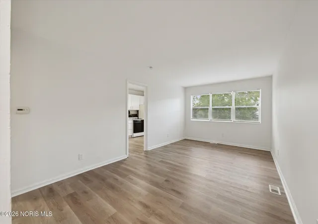 Photo 4 of House for sale at 1022 Liberty St, Toledo, OH 43605 | MLS# 10011645 | Listing updated on 2026-09-09
