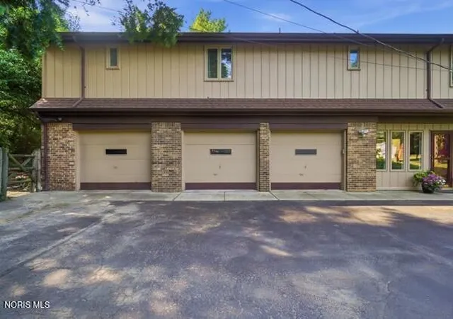 98th image of 5426 Woodridge Dr, Toledo, OH 43623 | MLS# 10011866