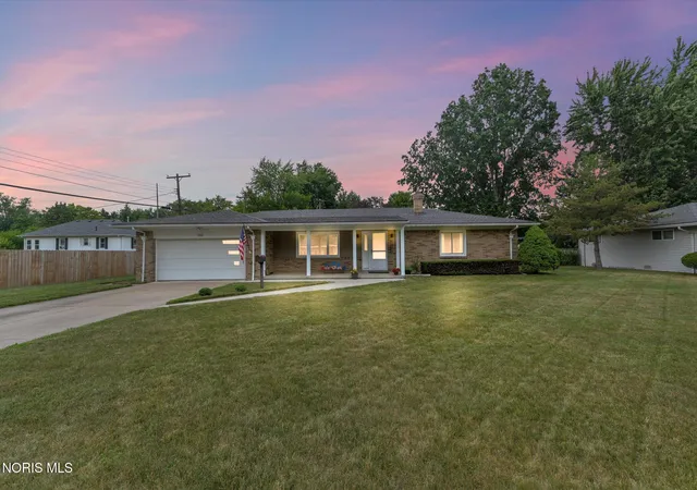 Photo 1 of Sale Pending at 5362 Darlene Dr, Toledo, OH 43615 | MLS# 10011663 | Listing updated on 2026-09-23