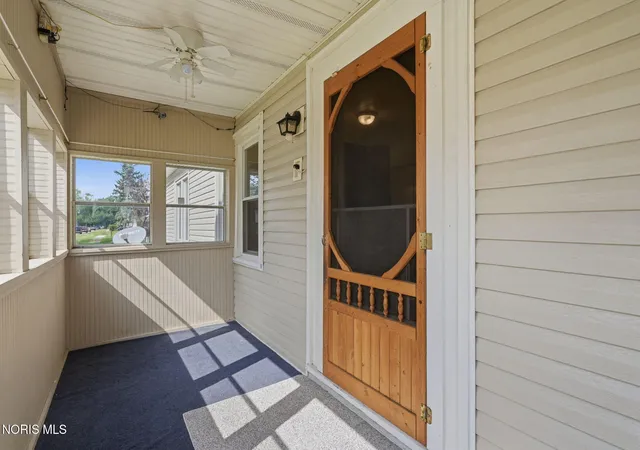 Photo 4 of Single family home for sale at 516 Maple St, Fostoria, OH 44830 | MLS# 10011694 | Listing updated on 2026-08-12