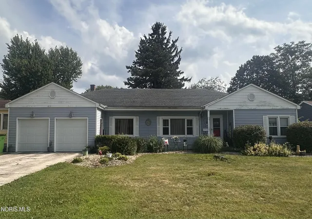 1st image of 645 Van Buren St, Fostoria, OH 44830 | MLS# 10011686