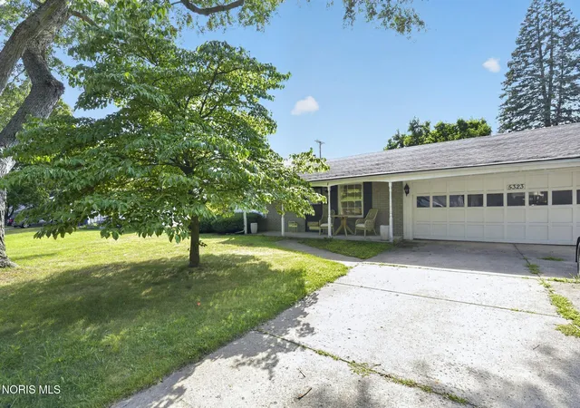 3rd image of 5323 Bentbrook Dr, Sylvania, OH 43560 | MLS# 10011680