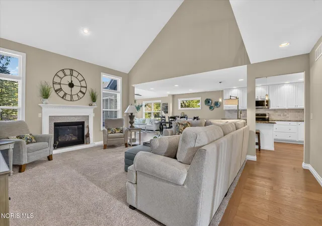 4th image of 25136 Rocky Harbour Dr, Perrysburg, OH 43551 | MLS# 10011765
