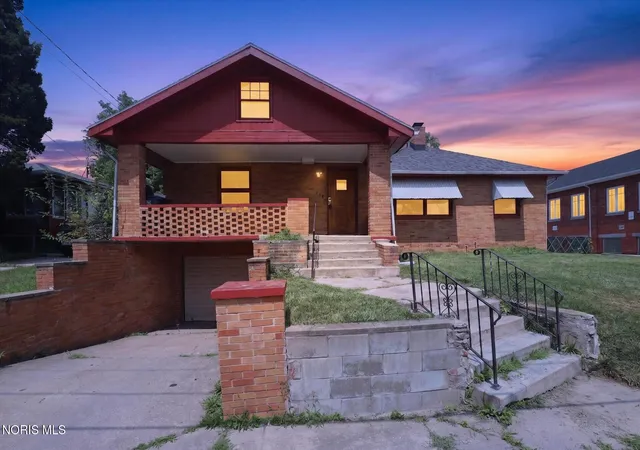 1st image of 735 Russell St, Toledo, OH 43608 | MLS# 10011702