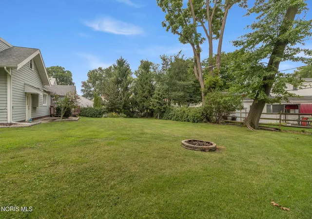 3rd image of 1737 Hinsdale Dr, Toledo, OH 43614 | MLS# 10011709