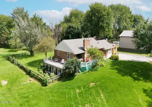 40th image of 31140 N Fostoria Rd, Curtice, OH 43412 | MLS# 10011797