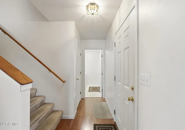 Photo 4 of Single family home for sale at 1121 Sandpiper Ln, Bowling Green, OH 43402 | MLS# 10011728 | Listing updated on 2026-09-04