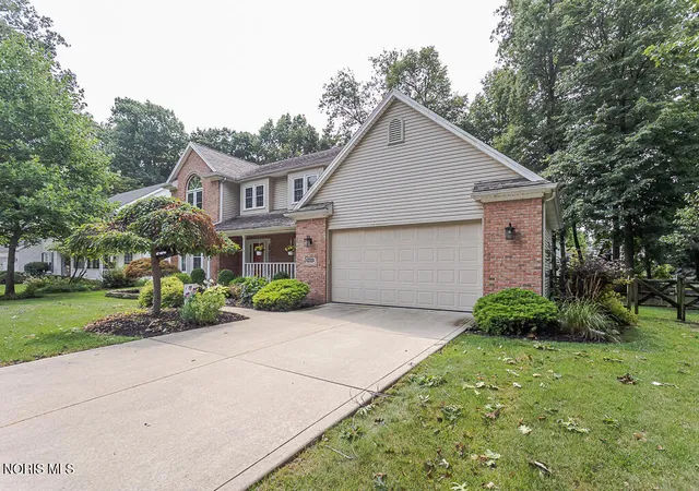 2nd image of 8053 Bridgehampton Dr, Waterville, OH 43566 | MLS# 10011881
