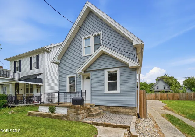 3rd image of 815 Woodsdale Ave, Toledo, OH 43609 | MLS# 10011774