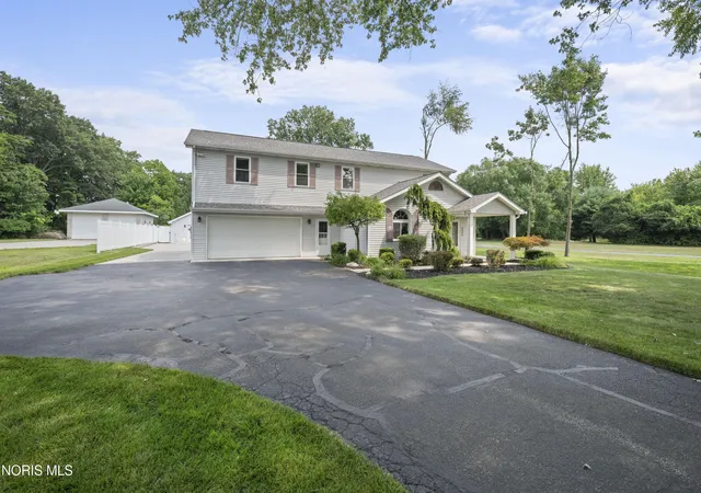 2nd image of 2004 King Rd, Toledo, OH 43617 | MLS# 10012064