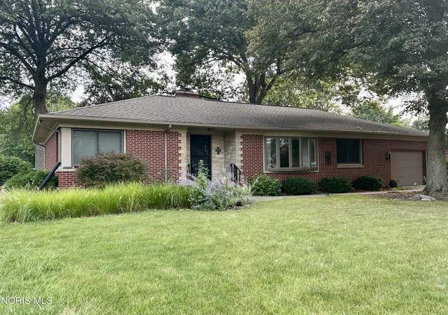Photo 1 of Sale Pending at 125 Lincoln Rd, Tiffin, OH 44883 | MLS# 10011731 | Listing updated on 2026-09-14