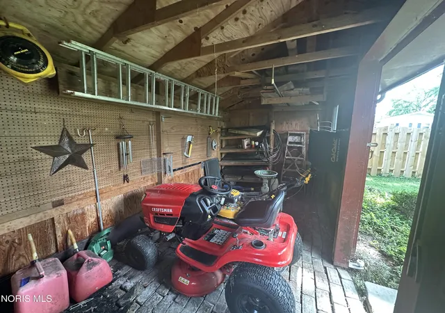 Photo 22 of Sale Pending at 125 Lincoln Rd, Tiffin, OH 44883 | MLS# 10011731 | Listing updated on 2026-09-14