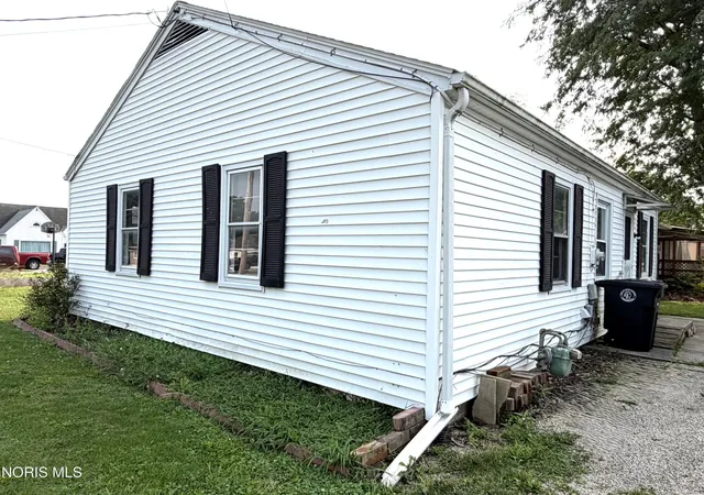 Photo 3 of Single family home for sale at 530 N Hazel St, Upper Sandusky, OH 43351 | MLS# 10011803 | Listing updated on 2026-08-11