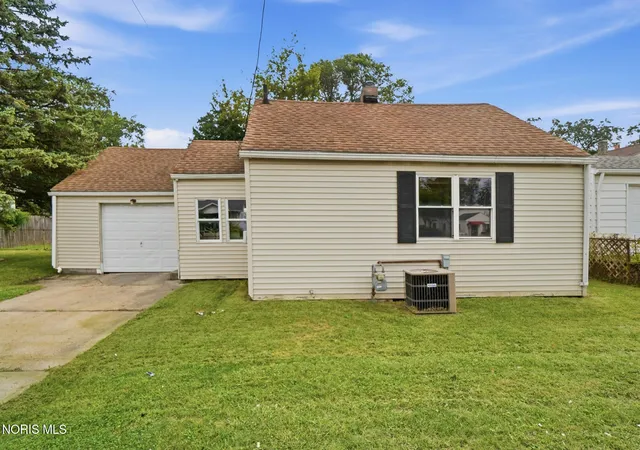 2nd image of 4618 Douglas Rd, Toledo, OH 43613 | MLS# 10012054