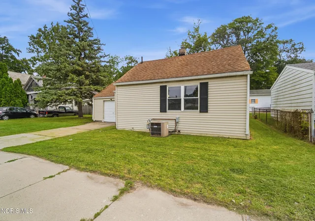 3rd image of 4618 Douglas Rd, Toledo, OH 43613 | MLS# 10012054