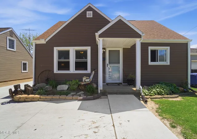 Photo 1 of Sale Pending at 2628 124th Street, Toledo, OH 43611 | MLS# 10011771 | Listing updated on 2026-08-31