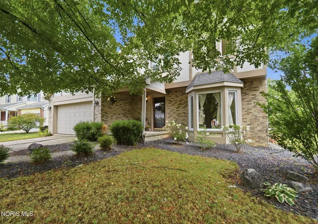 Photo 3 of Sale Pending at 587 Rutledge Ct, Perrysburg, OH 43551 | MLS# 10011824 | Listing updated on 2026-09-08