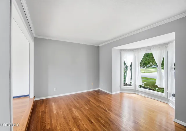 Photo 4 of Sale Pending at 587 Rutledge Ct, Perrysburg, OH 43551 | MLS# 10011824 | Listing updated on 2026-09-08