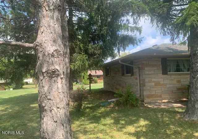 3rd image of 212 Cleveland Ave, Defiance, OH 43512 | MLS# 10011779