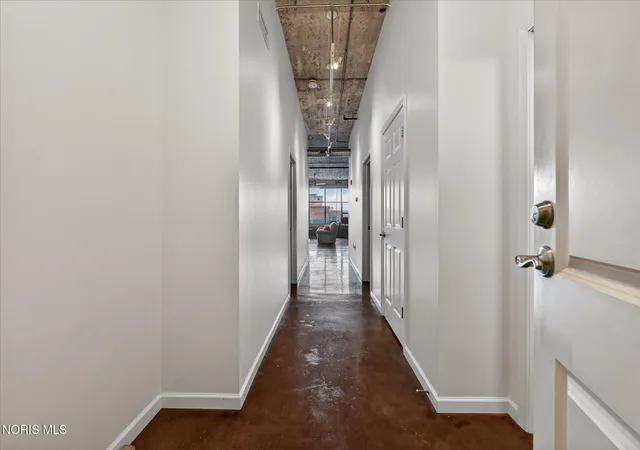 4th image of 745 Washington St #Apt 305, Toledo, OH 43604 | MLS# 10011775